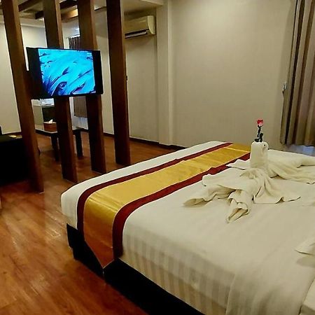 皇冠酒店 仰光 外观 照片